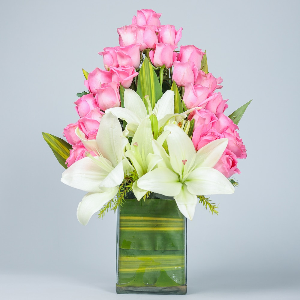  Roses And Lilies Arrangement